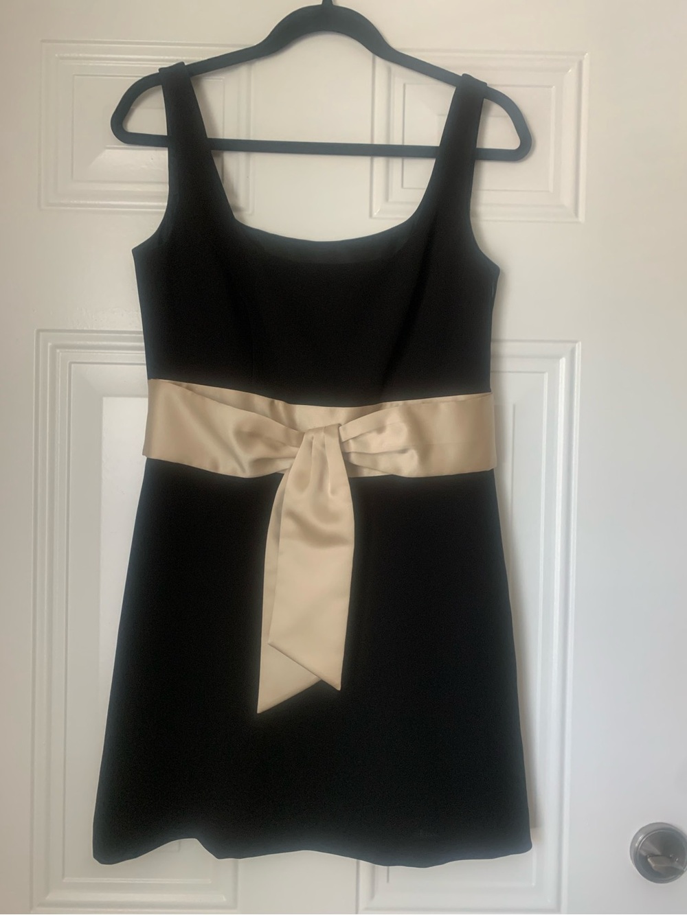 Ann Taylor Black Cocktail Mini Dress with Champagne Sash Size 6